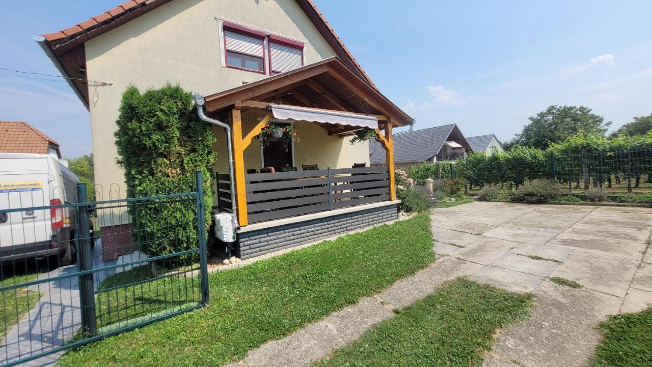 Ferienwohnung Zoltan Nyaralo Zalakaros Exterior foto