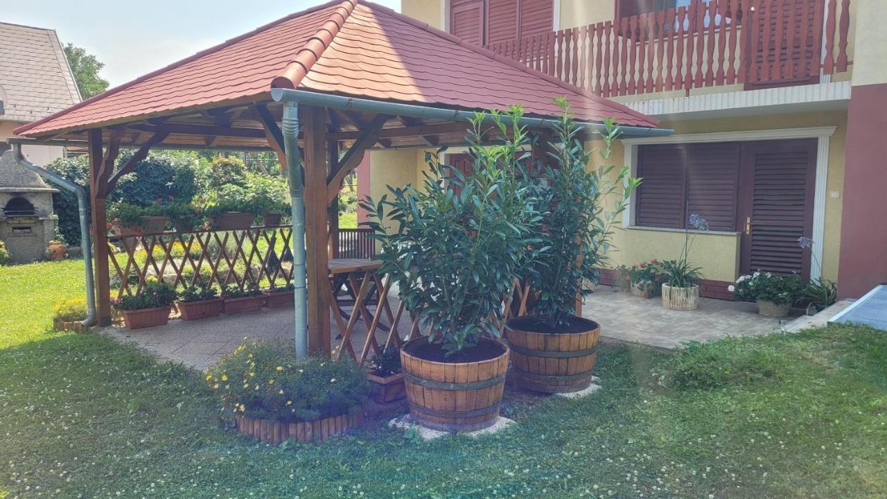 Ferienwohnung Zoltan Nyaralo Zalakaros Exterior foto